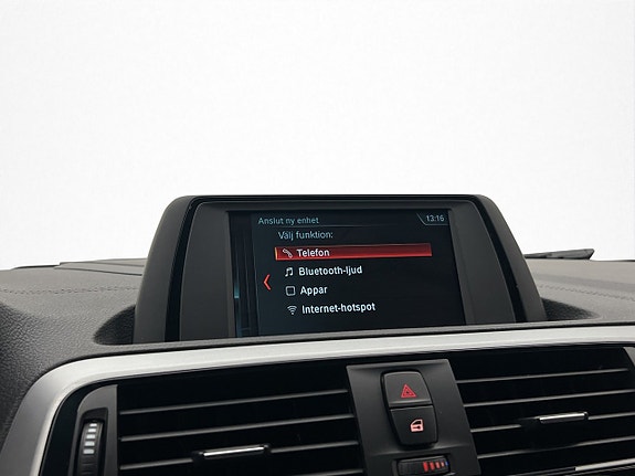 BMW 120i 21 of 30