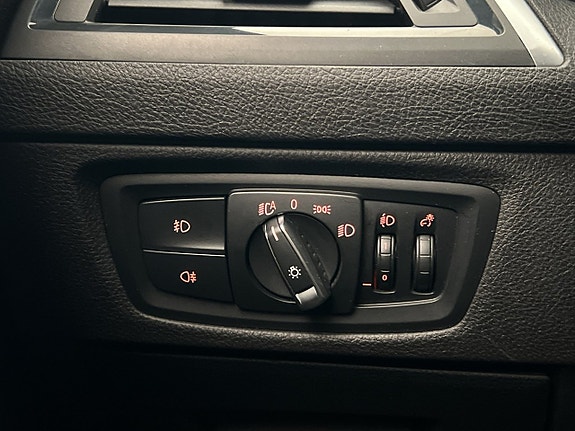 BMW 120i 15 of 30