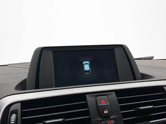 BMW 120i 19 of 30