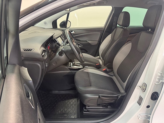 Opel Crossland X 10 of 15