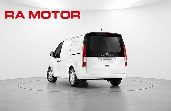 Hyundai Staria 4 of 15
