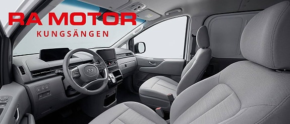 Hyundai Staria 7 of 15