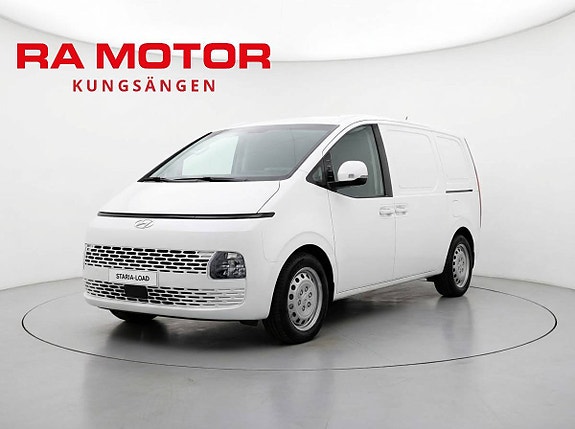 Hyundai Staria 3 of 15
