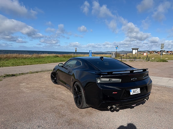 Chevrolet Camaro 3 of 10