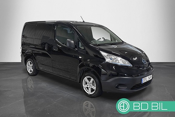 Nissan e-NV200 6 of 17