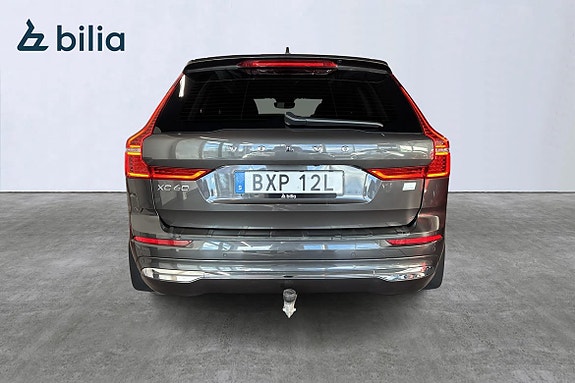 Volvo XC60 15 of 19