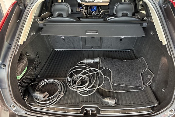 Volvo XC60 16 of 19