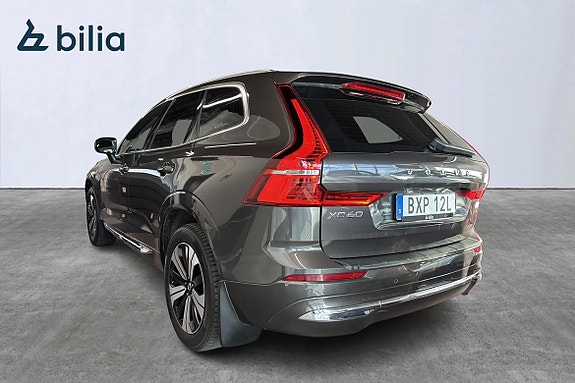 Volvo XC60 3 of 19