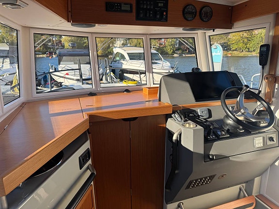 Sargo 28 Explorer Volvo Penta D6-380/DPI - 22 5 of 12