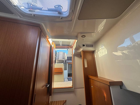 Sargo 28 Explorer Volvo Penta D6-380/DPI - 22 9 of 12