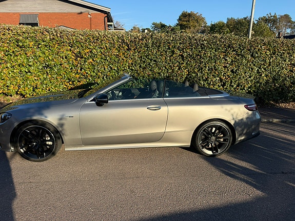 Mercedes-Benz E53 6 of 13