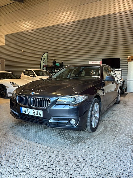 BMW 528 2 of 13