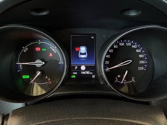 Toyota C-HR 21 of 25