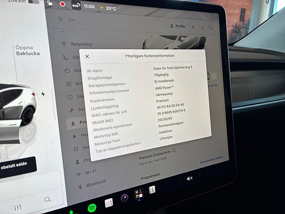 Tesla Model Y 21 of 24