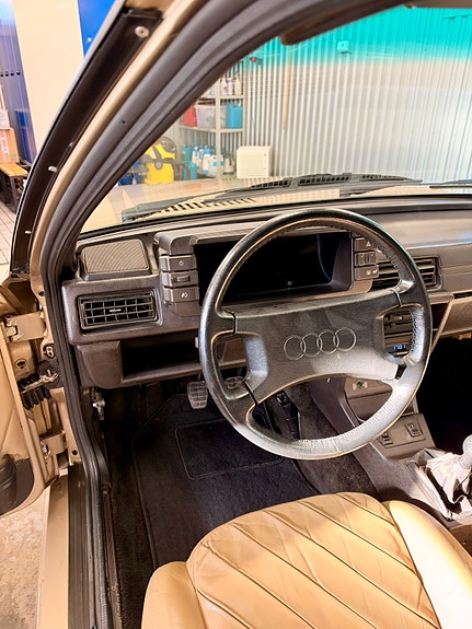 Audi Quattro 7 of 18