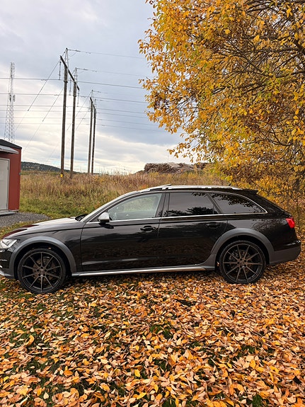 Audi A6 allroad 2 of 11