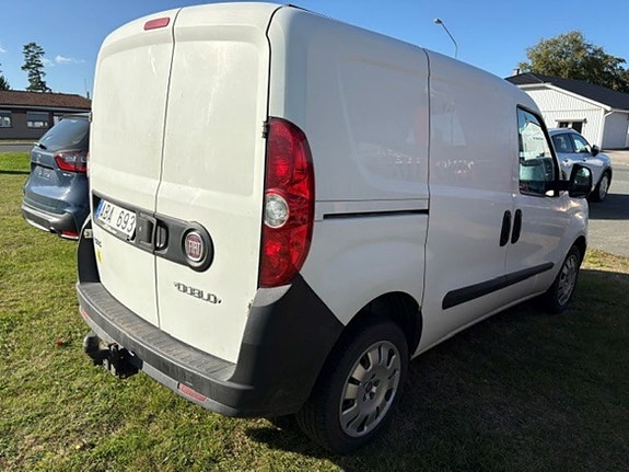 Fiat Doblo 2 of 5