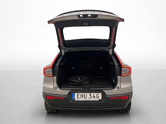 Volvo C40 10 of 30