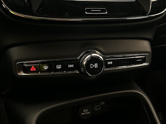Volvo C40 27 of 30