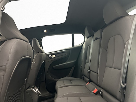 Volvo C40 13 of 30
