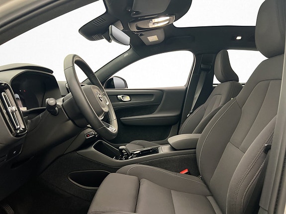 Volvo C40 17 of 30