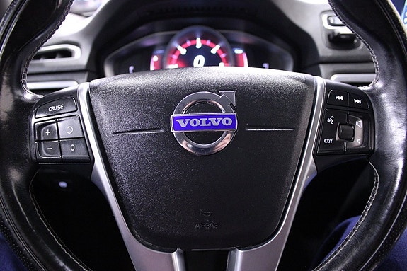 Volvo V70 25 of 28