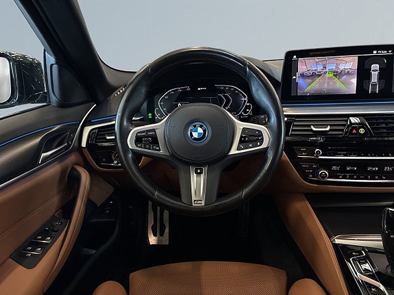 BMW 530e 9 of 26