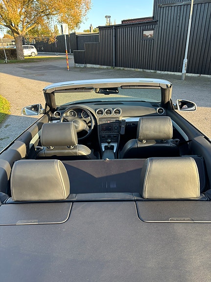 Audi S4 5 of 8