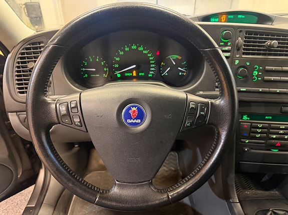 Saab 9-3 5 of 11