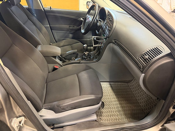 Saab 9-3 6 of 11