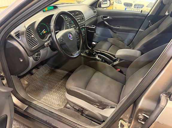 Saab 9-3 7 of 11