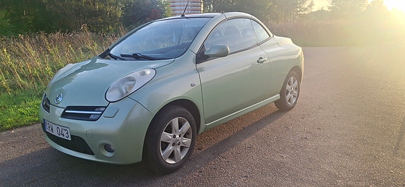 Nissan Micra C+C 6 of 14