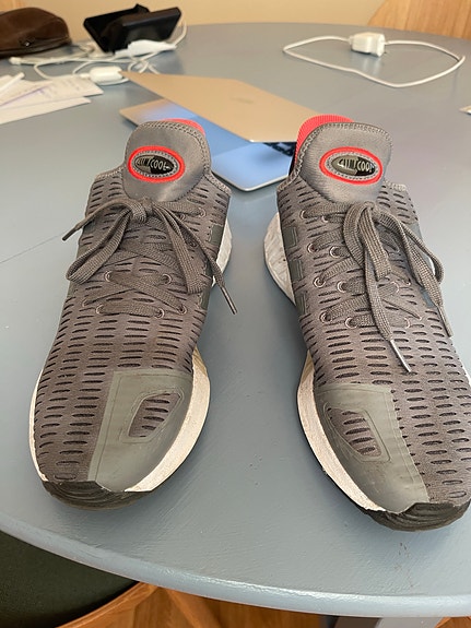 Adidas skor