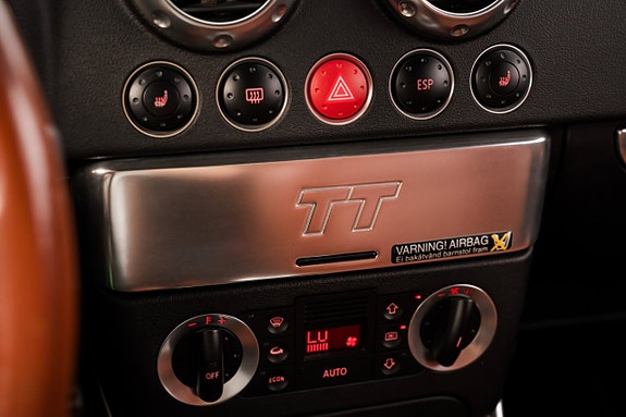 Audi TT 17 of 27