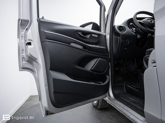Mercedes-Benz Vito 119 19 of 30