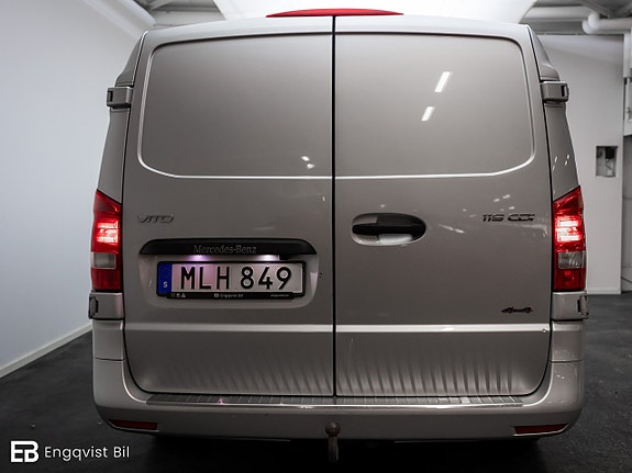 Mercedes-Benz Vito 119 12 of 30