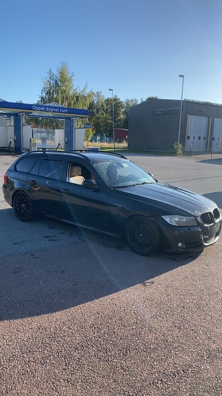 BMW 320d 5 of 5