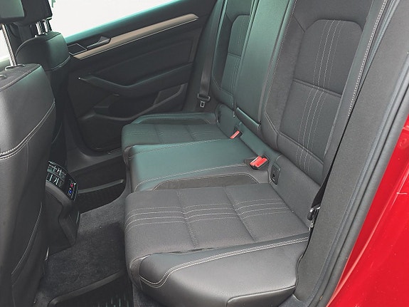 Volkswagen Passat Alltrack 15 of 20