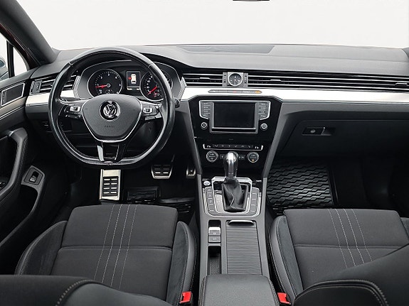 Volkswagen Passat Alltrack 12 of 20