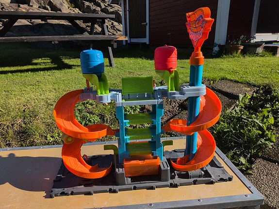 Product image 1 of 4