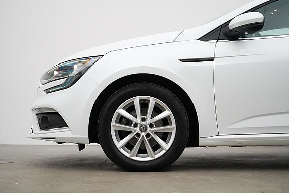 Renault Megane 2 of 24