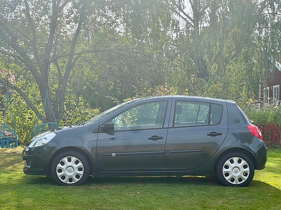 Renault Clio 4 of 9