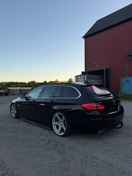 BMW 520d 2 of 8