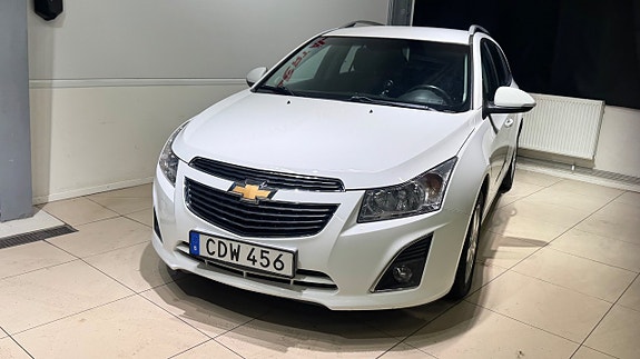 Chevrolet Cruze 5 of 19