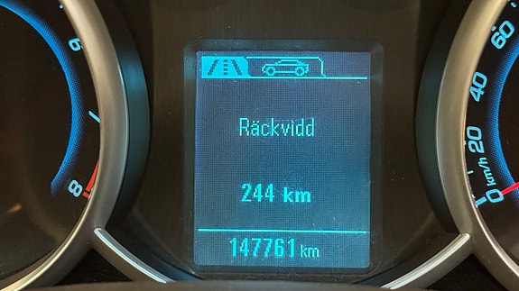 Chevrolet Cruze 8 of 19