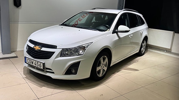 Chevrolet Cruze 3 of 19