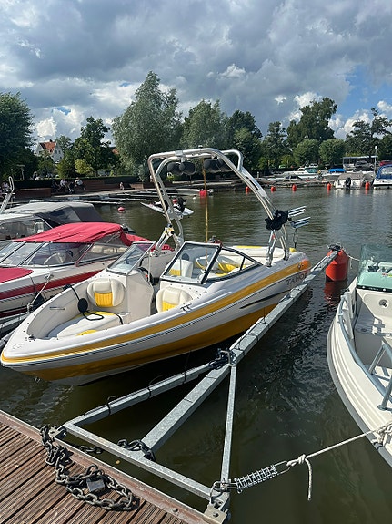 Tahoe båt utan motor och drev 2 of 4