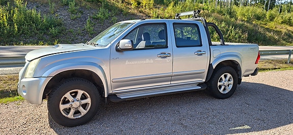 Isuzu D-max 6 of 9