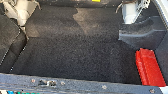 Volvo 244 11 of 11