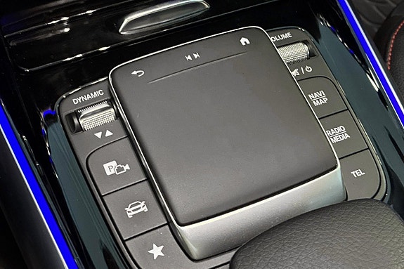 Mercedes-Benz GLA 200 d 7 of 20